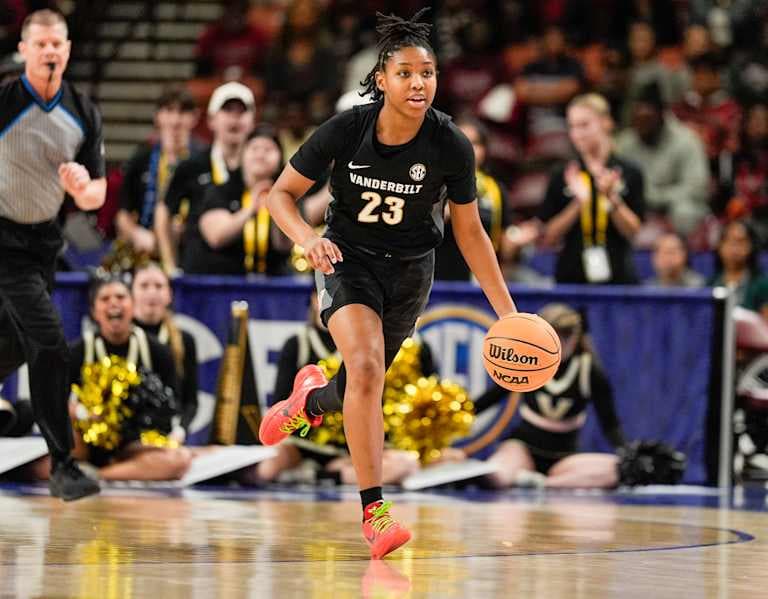 InsideNDSports: Notre Dame Fighting Irish Football & Basketball Recruiting