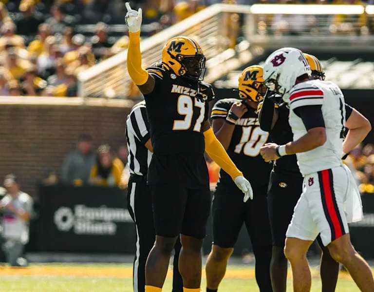 WVSports: West Virginia Mountaineers  Football & Basketball Recruiting
