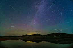 Meteor shower peaks this weekend