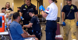 Heat at airshow sickens about 100 people