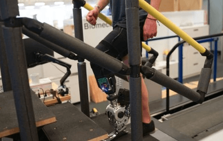 Bionic leg restores natural walking