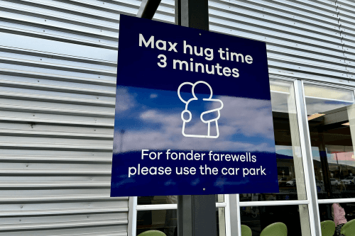 Airport bans farewell hugs over 3 minutes