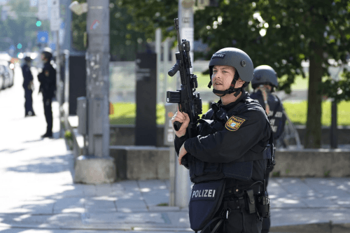 Man shot dead near Munich Israeli consulate